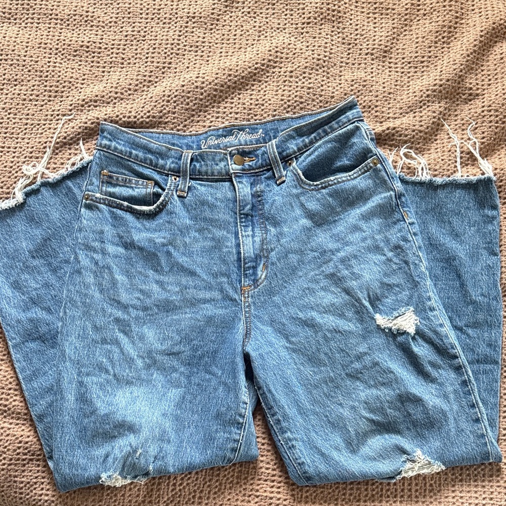 Universal Thread Distressed Vintage Straight 30R Denim